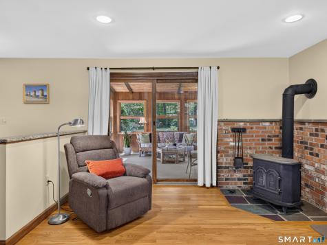 11 Kitteridge Hill Road Old Saybrook CT 06475