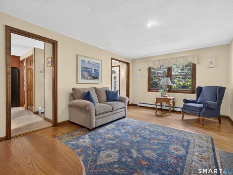 11 Kitteridge Hill Road Old Saybrook CT 06475