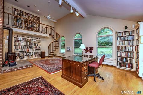 692 Elm Street Monroe CT 06468