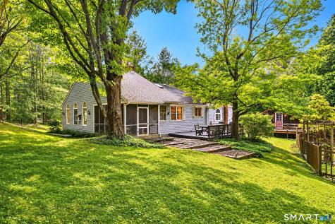 692 Elm Street Monroe CT 06468