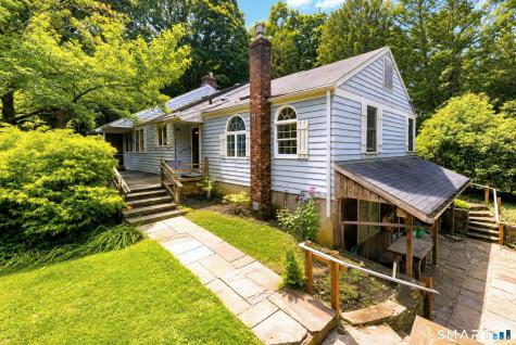 692 Elm Street Monroe CT 06468
