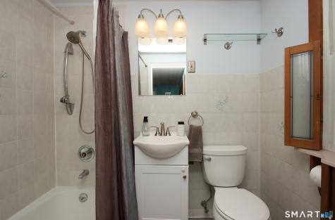 11 Forest Road Wallingford CT 06492