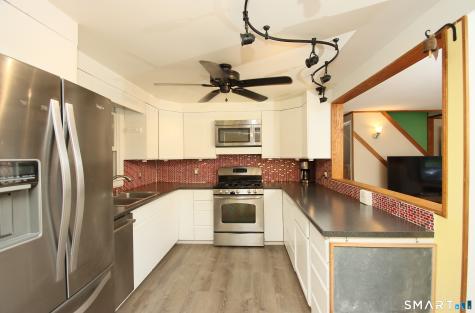 11 Forest Road Wallingford CT 06492