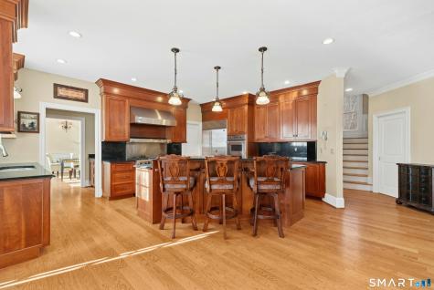 215 Old Mountain Road Farmington CT 06032
