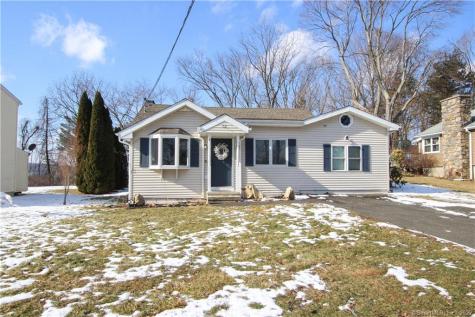 52 Berkshire Drive Brookfield CT 06804