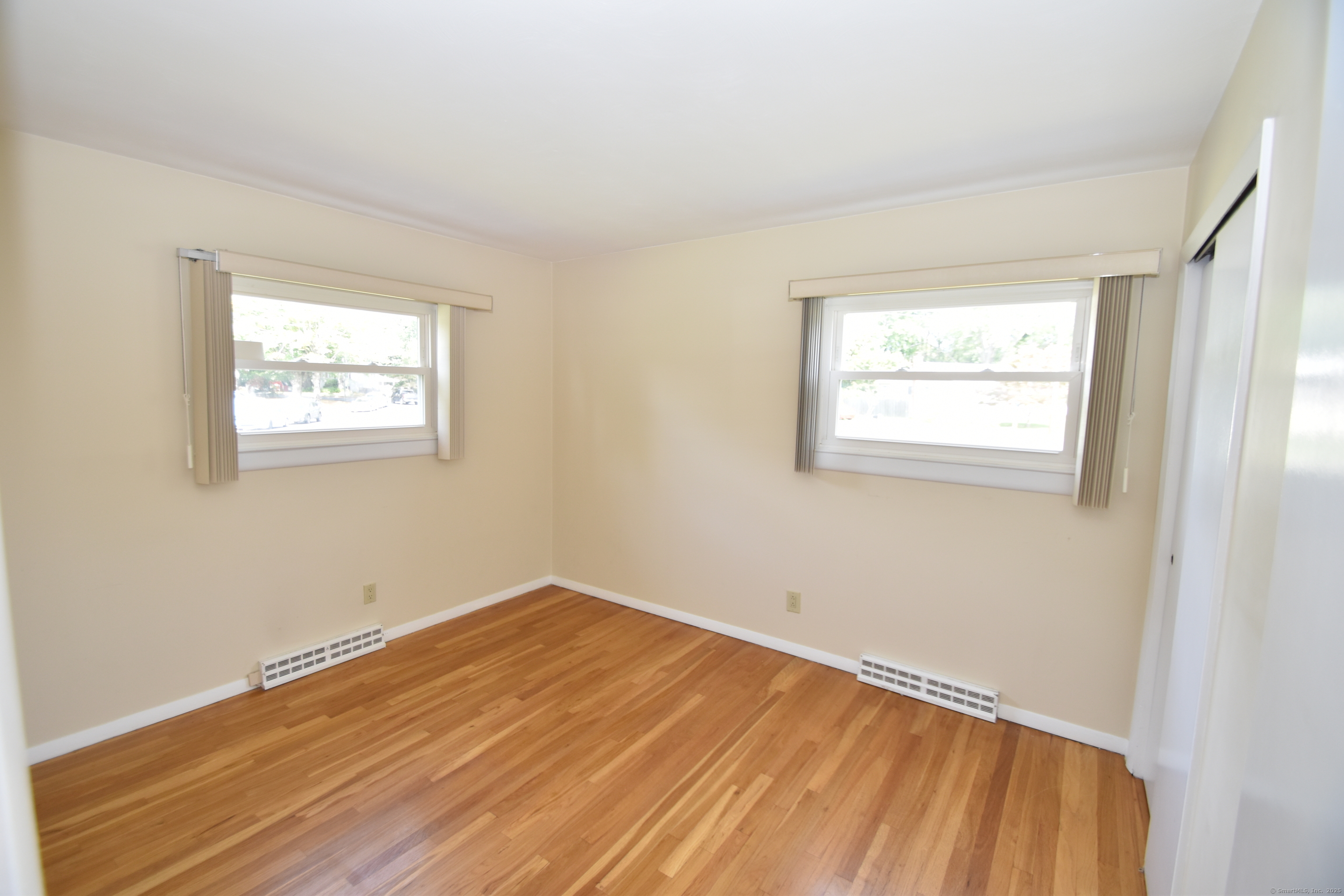 6 Judy Drive East Hartford CT 06118