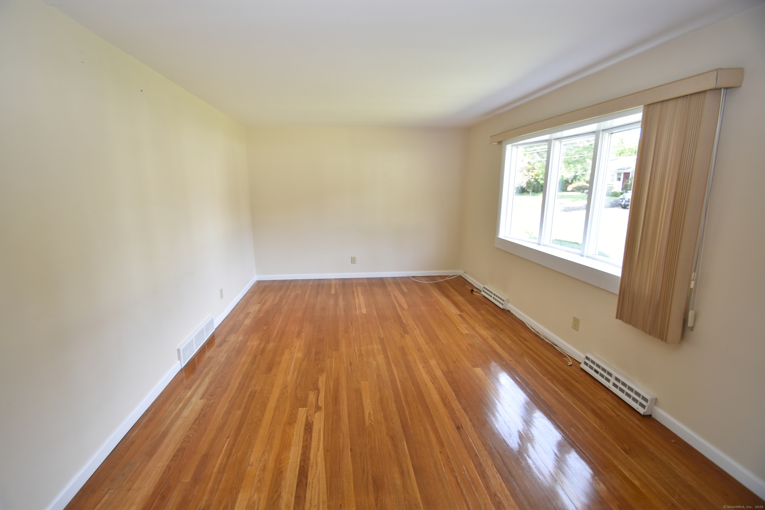 6 Judy Drive East Hartford CT 06118