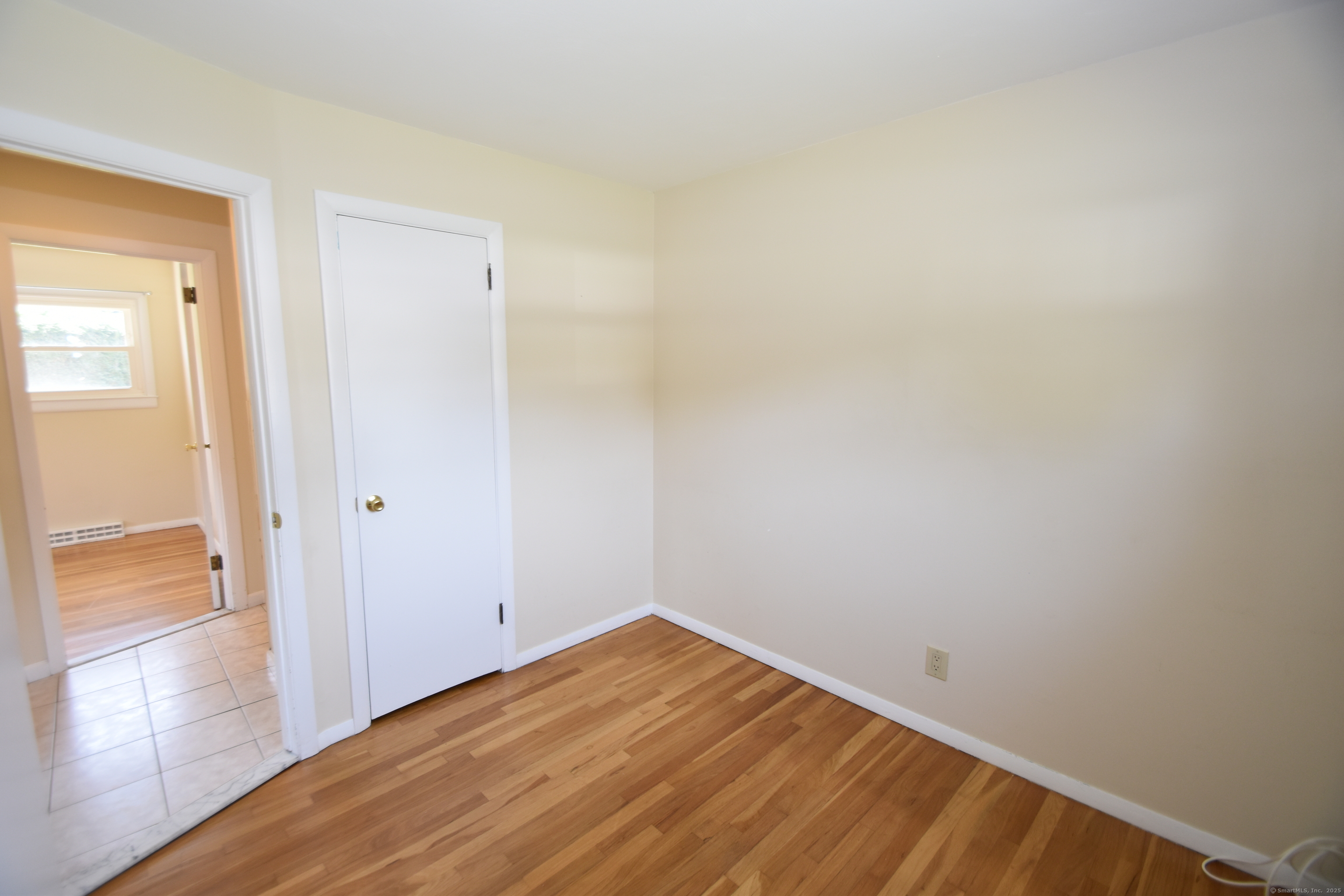 6 Judy Drive East Hartford CT 06118