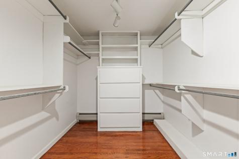 1 Driftway Greenwich CT 06830