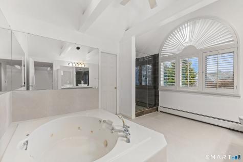 1 Driftway Greenwich CT 06830