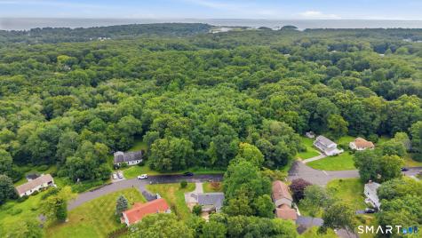 20 South Cobblers Court East Lyme CT 06357