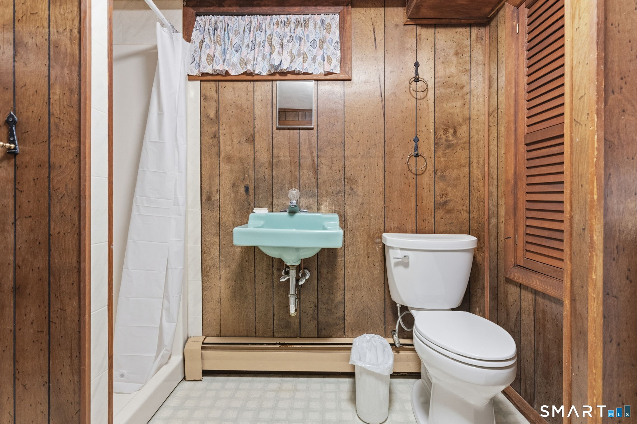 20 South Cobblers Court East Lyme CT 06357