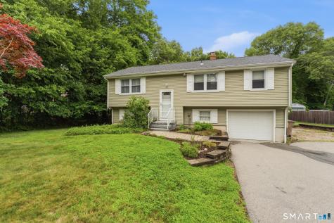 20 South Cobblers Court East Lyme CT 06357