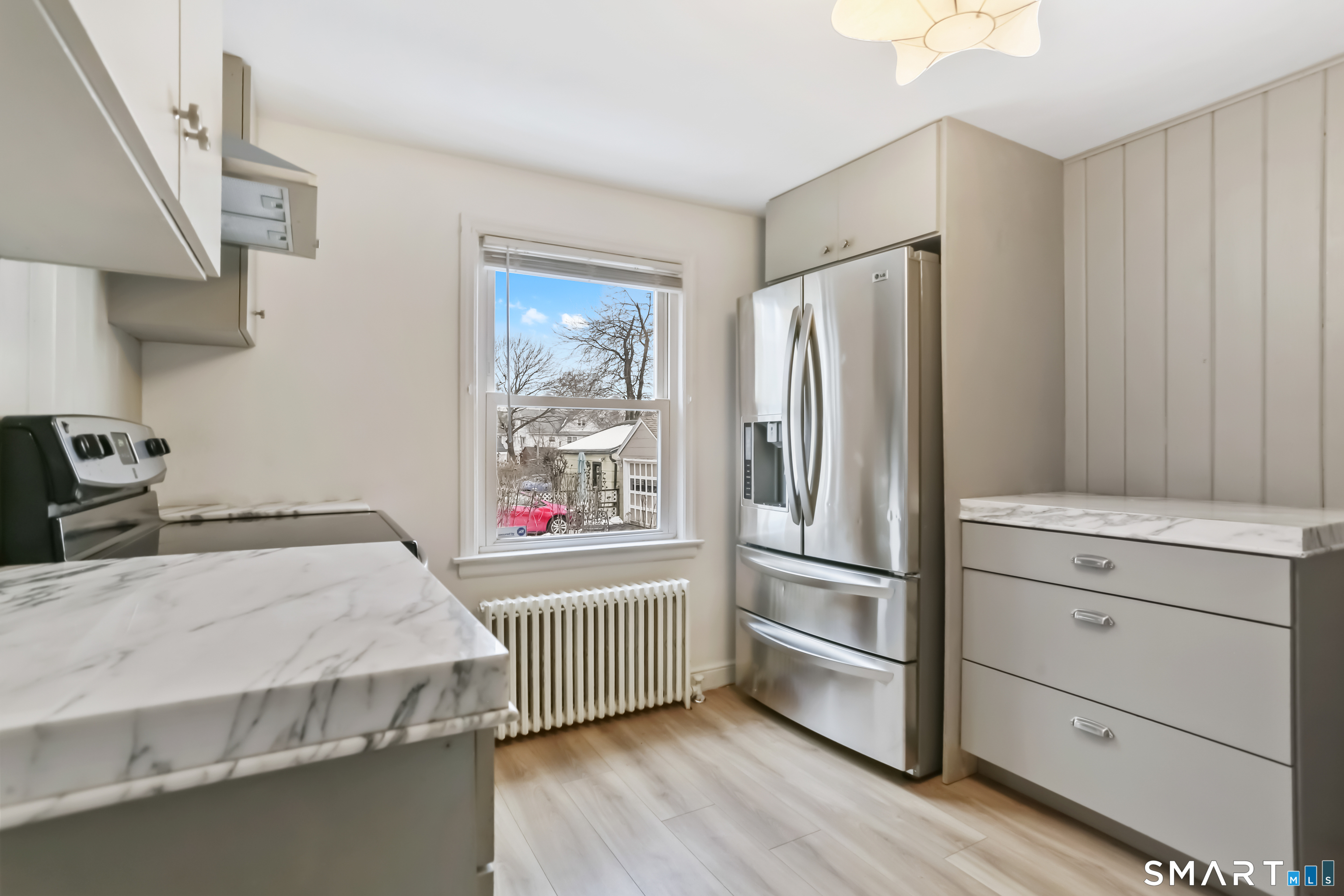 671 Fairview Avenue Bridgeport CT 06606