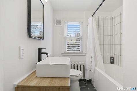 671 Fairview Avenue Bridgeport CT 06606