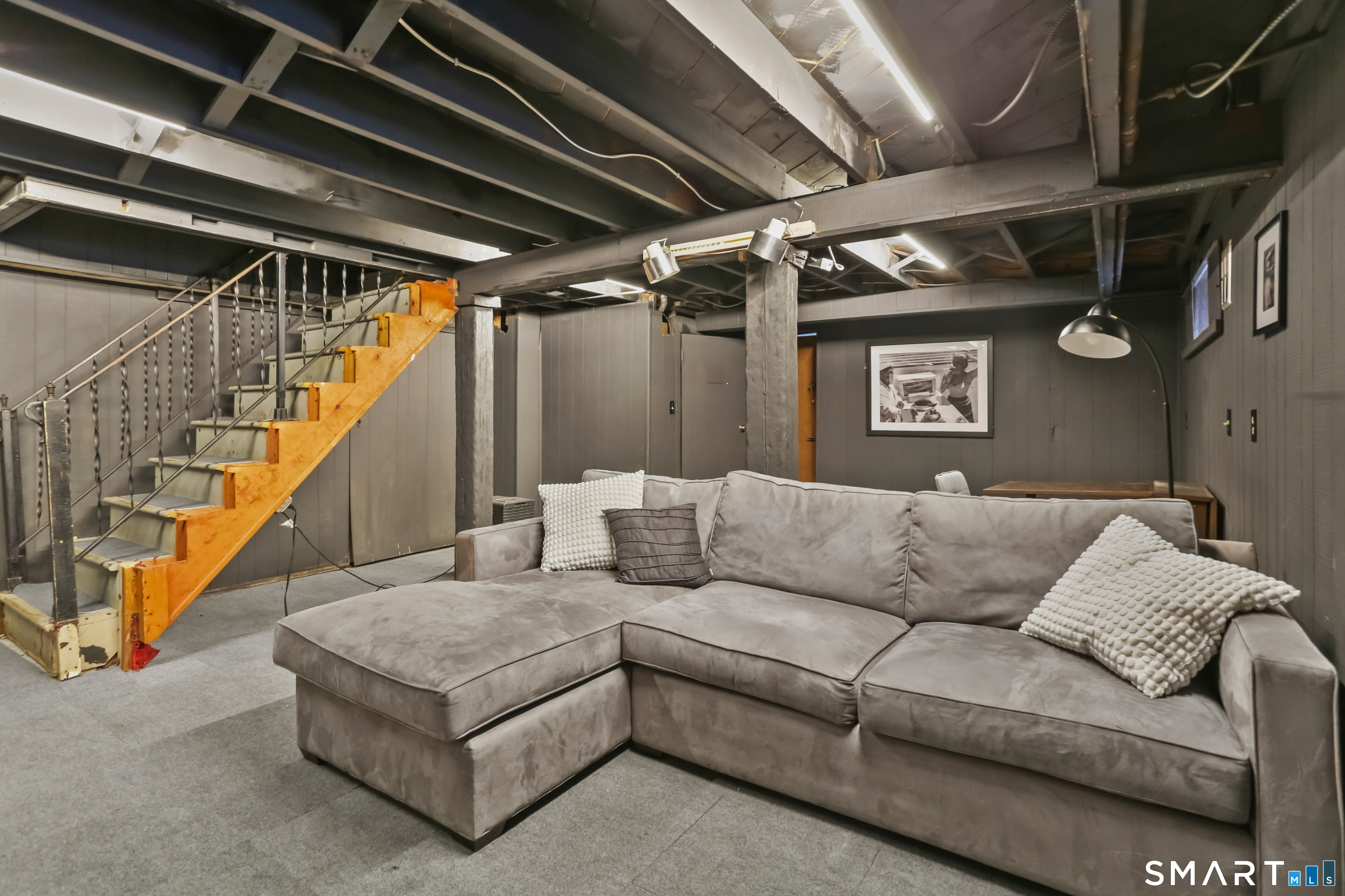 671 Fairview Avenue Bridgeport CT 06606