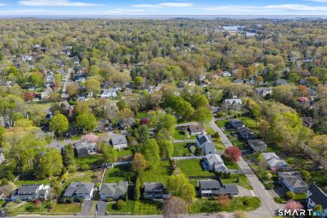 17 Loren Lane Westport CT 06880