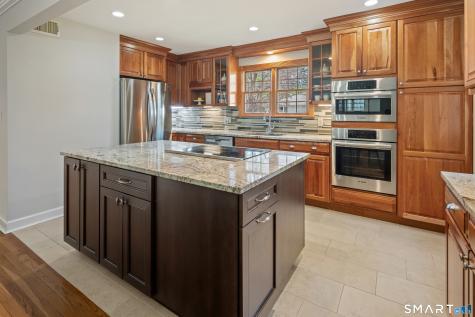 17 Loren Lane Westport CT 06880