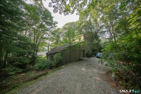 45 Trumbull Road Waterford CT 06385