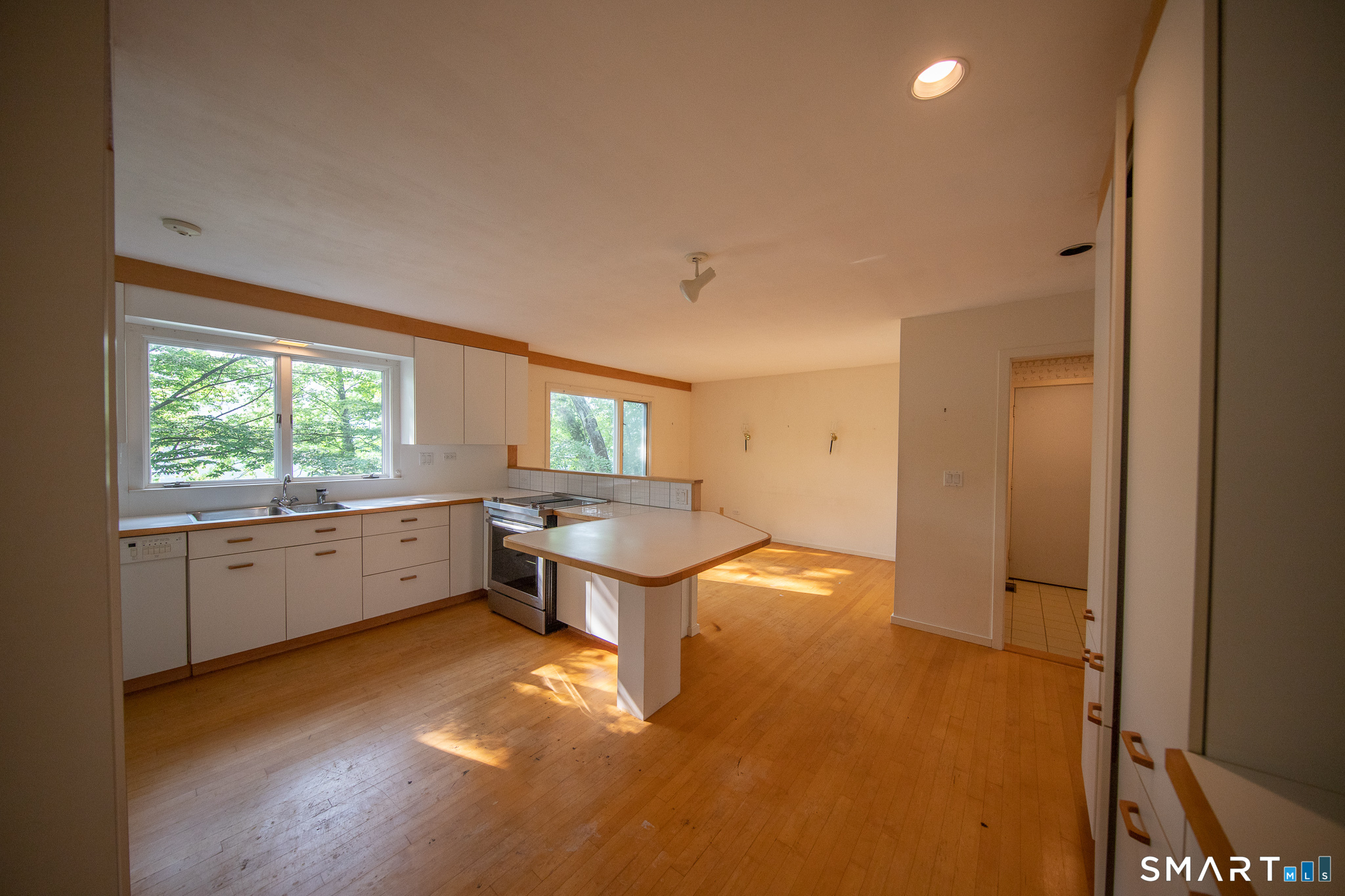 45 Trumbull Road Waterford CT 06385