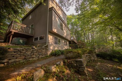 45 Trumbull Road Waterford CT 06385
