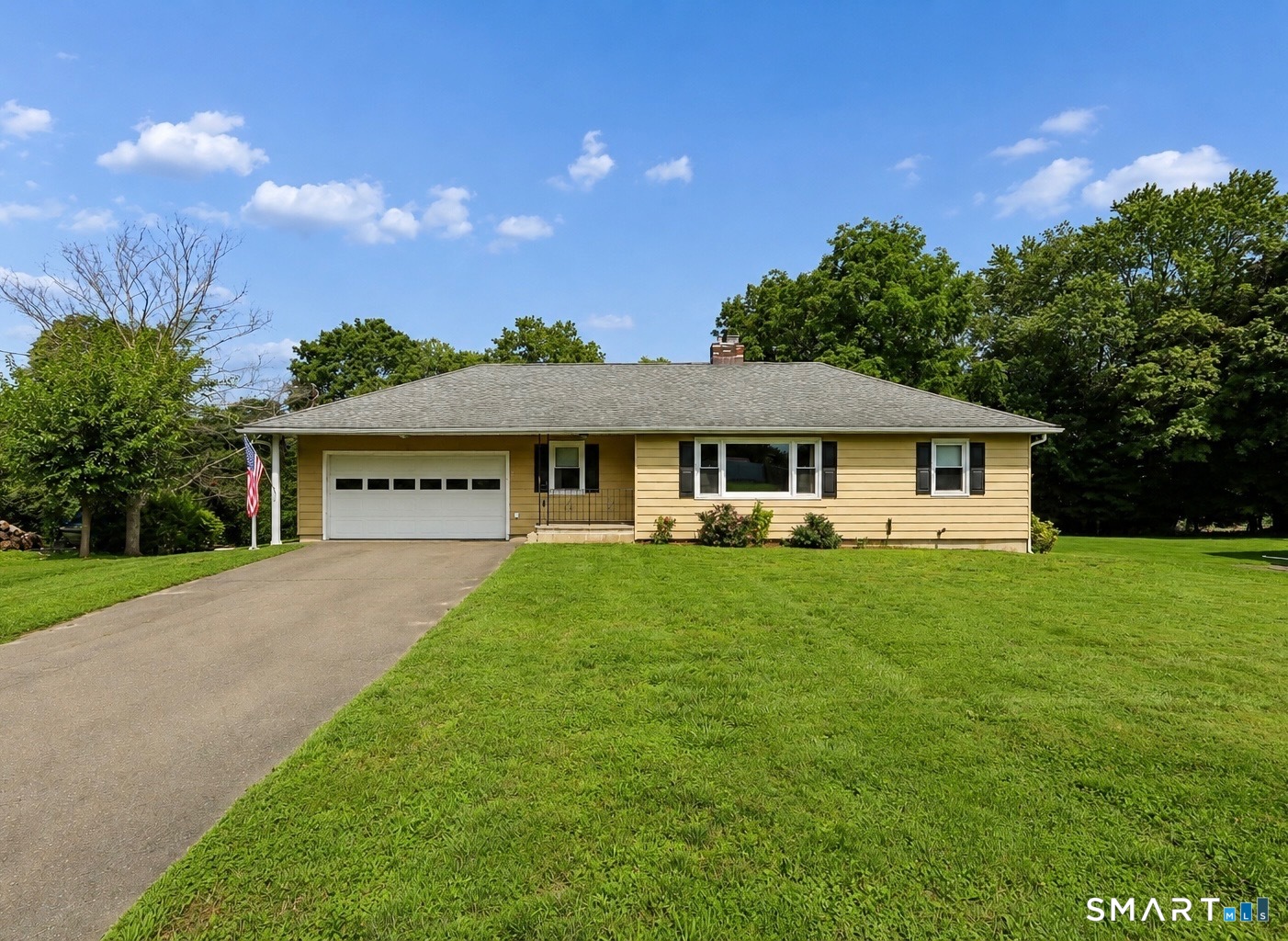 31 Jeanette Road Danbury CT 06811