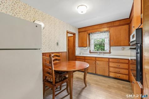 31 Jeanette Road Danbury CT 06811