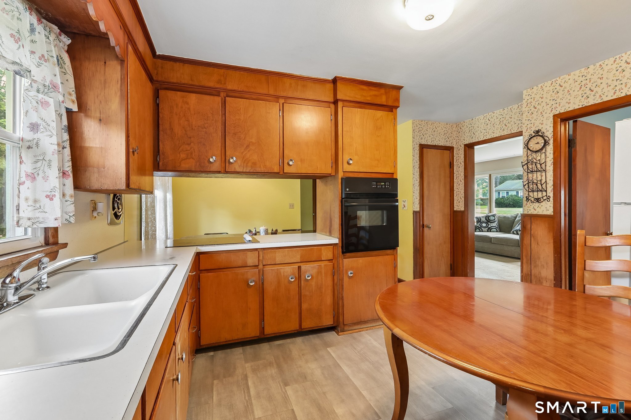 31 Jeanette Road Danbury CT 06811