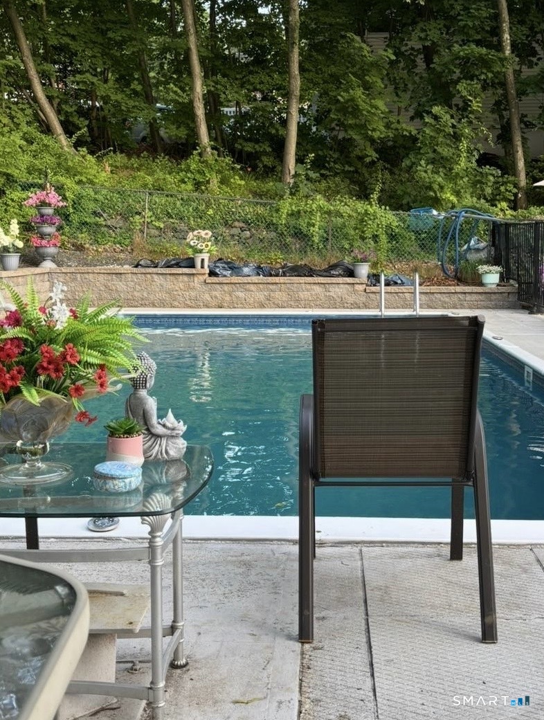 7 Newport Drive Waterbury CT 06705