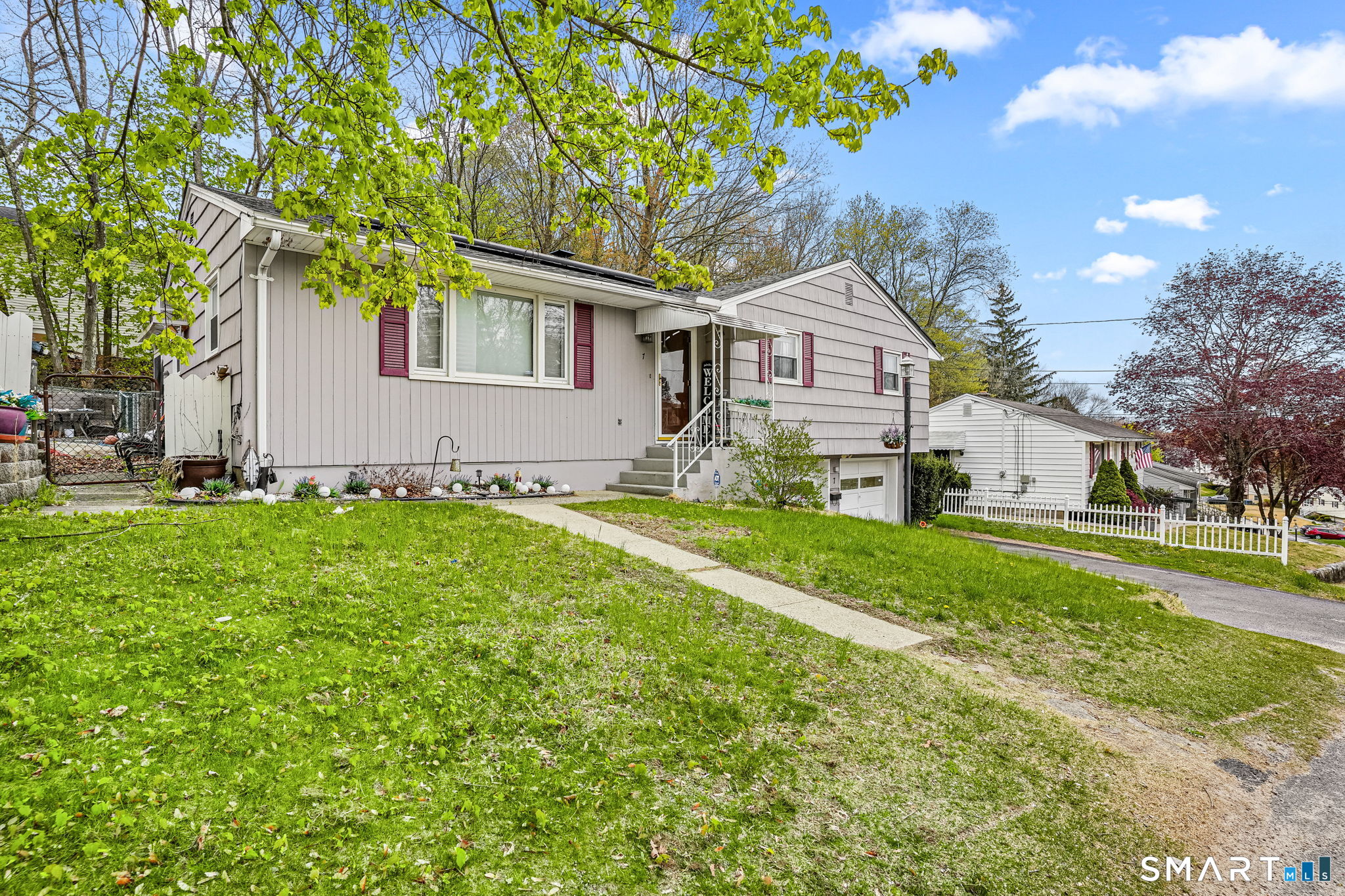 7 Newport Drive Waterbury CT 06705