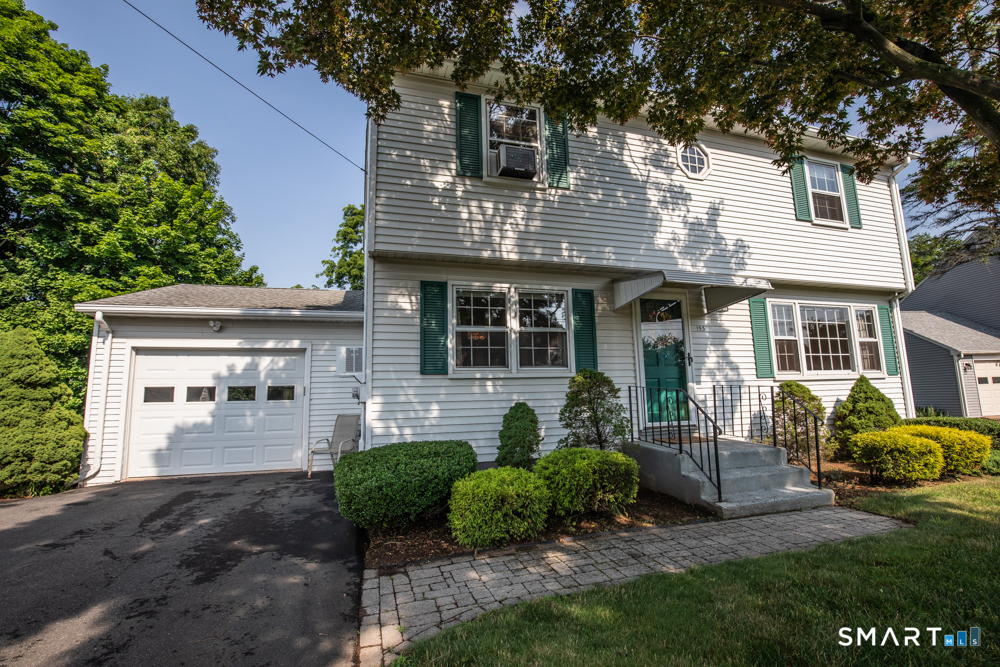 153 Fiesta Heights Meriden CT 06451