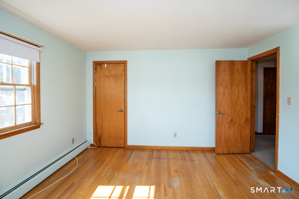 153 Fiesta Heights Meriden CT 06451