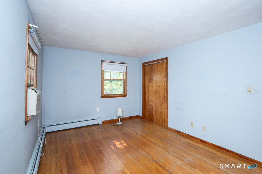 153 Fiesta Heights Meriden CT 06451