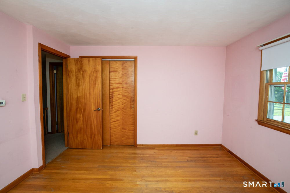 153 Fiesta Heights Meriden CT 06451