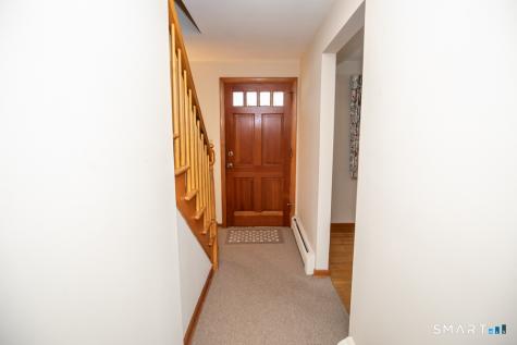 153 Fiesta Heights Meriden CT 06451