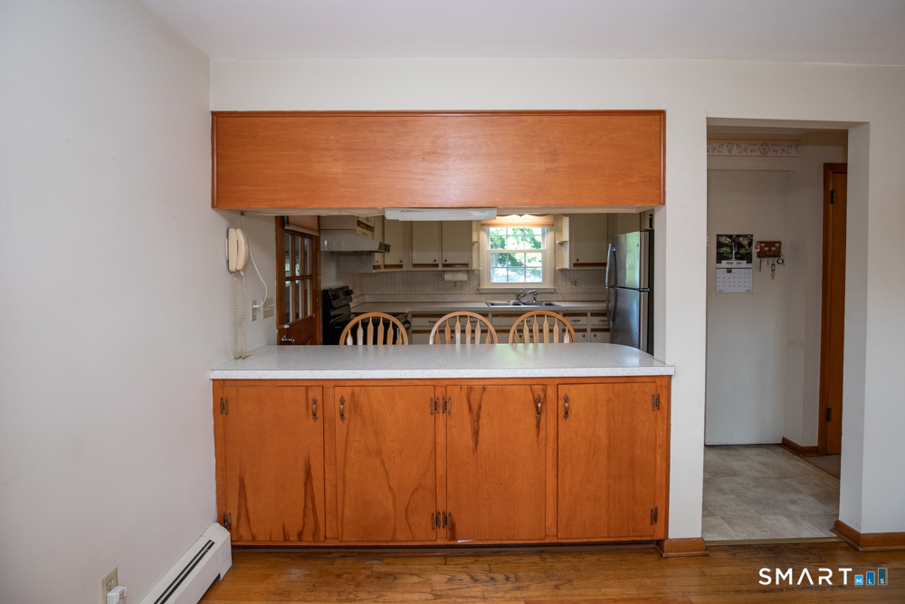 153 Fiesta Heights Meriden CT 06451