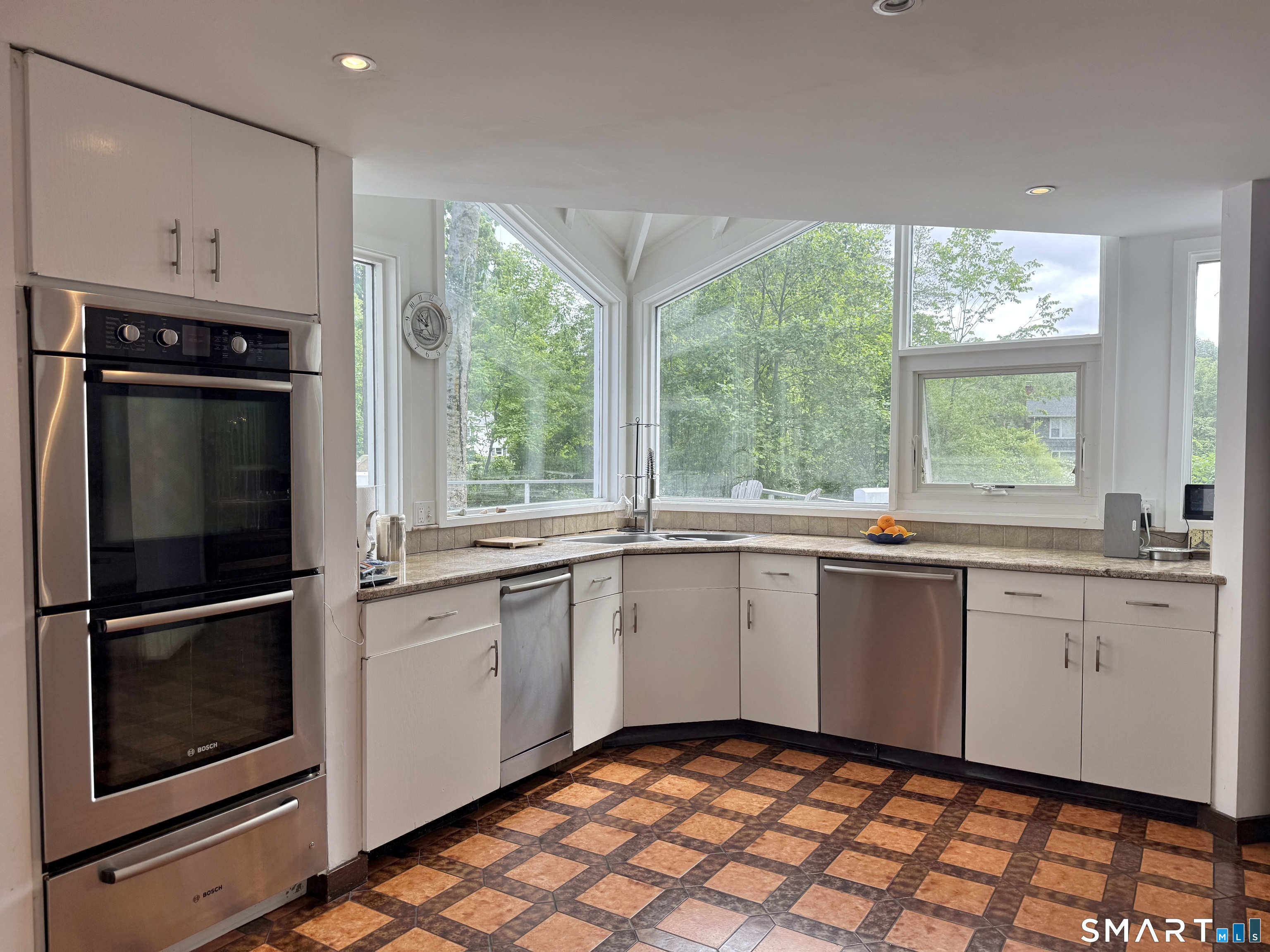 9 Morehouse Lane Norwalk CT 06850