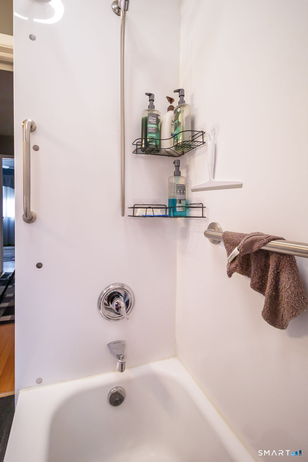 27 Maiden Lane Plainville CT 06062