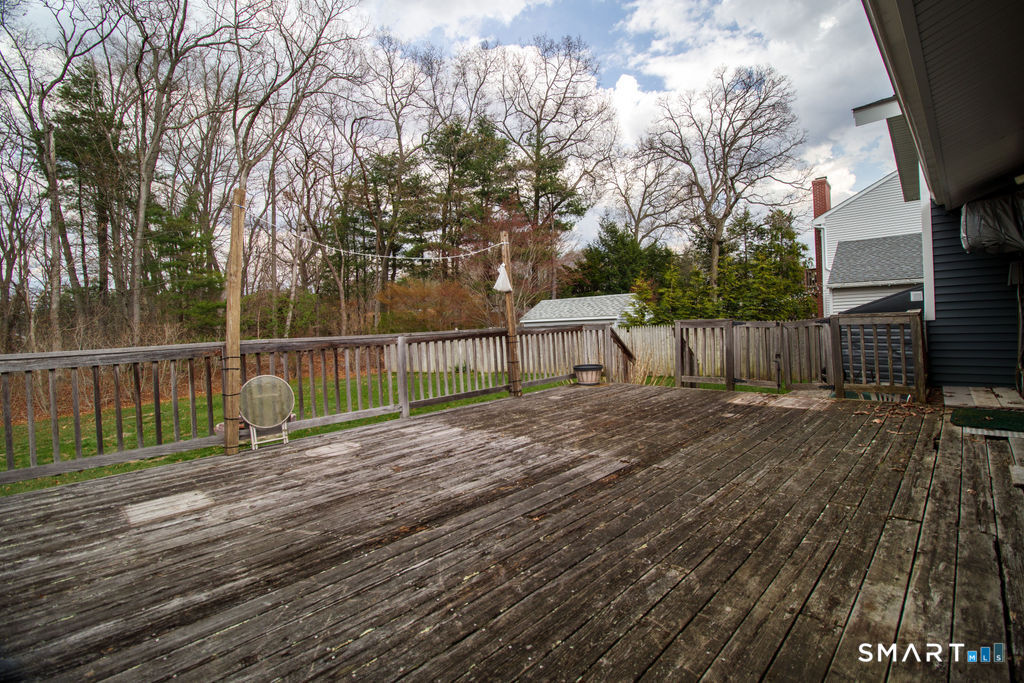 27 Maiden Lane Plainville CT 06062