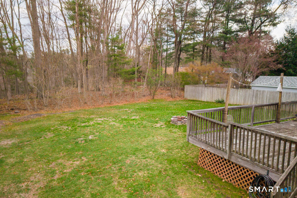27 Maiden Lane Plainville CT 06062