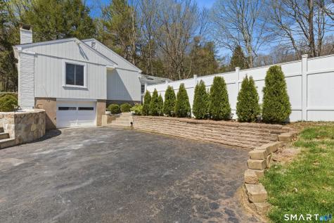 44 Brinsmade Road Hamden CT 06514
