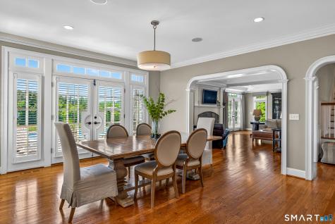 55 Old Stone Crossing West Hartford CT 06117