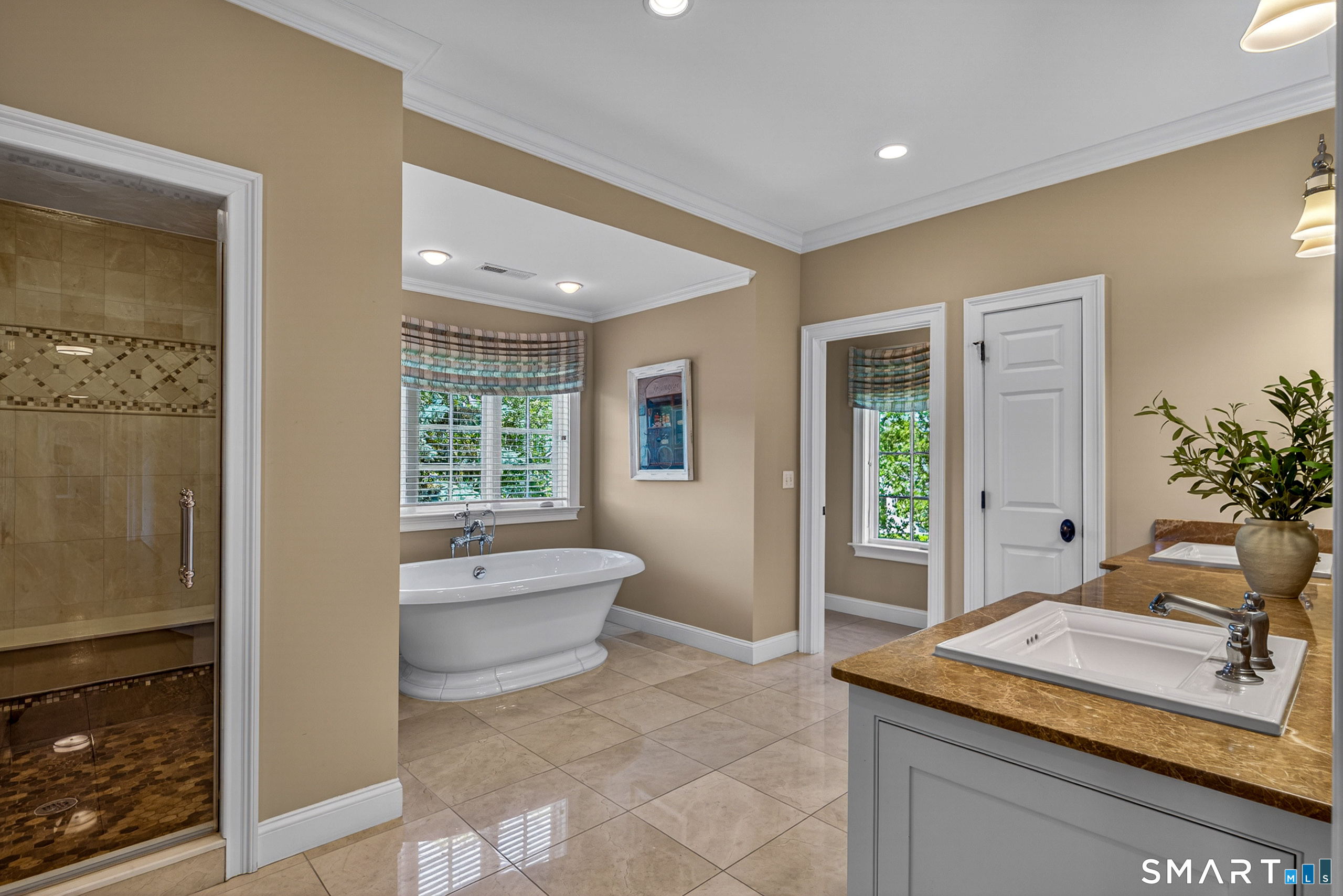 55 Old Stone Crossing West Hartford CT 06117