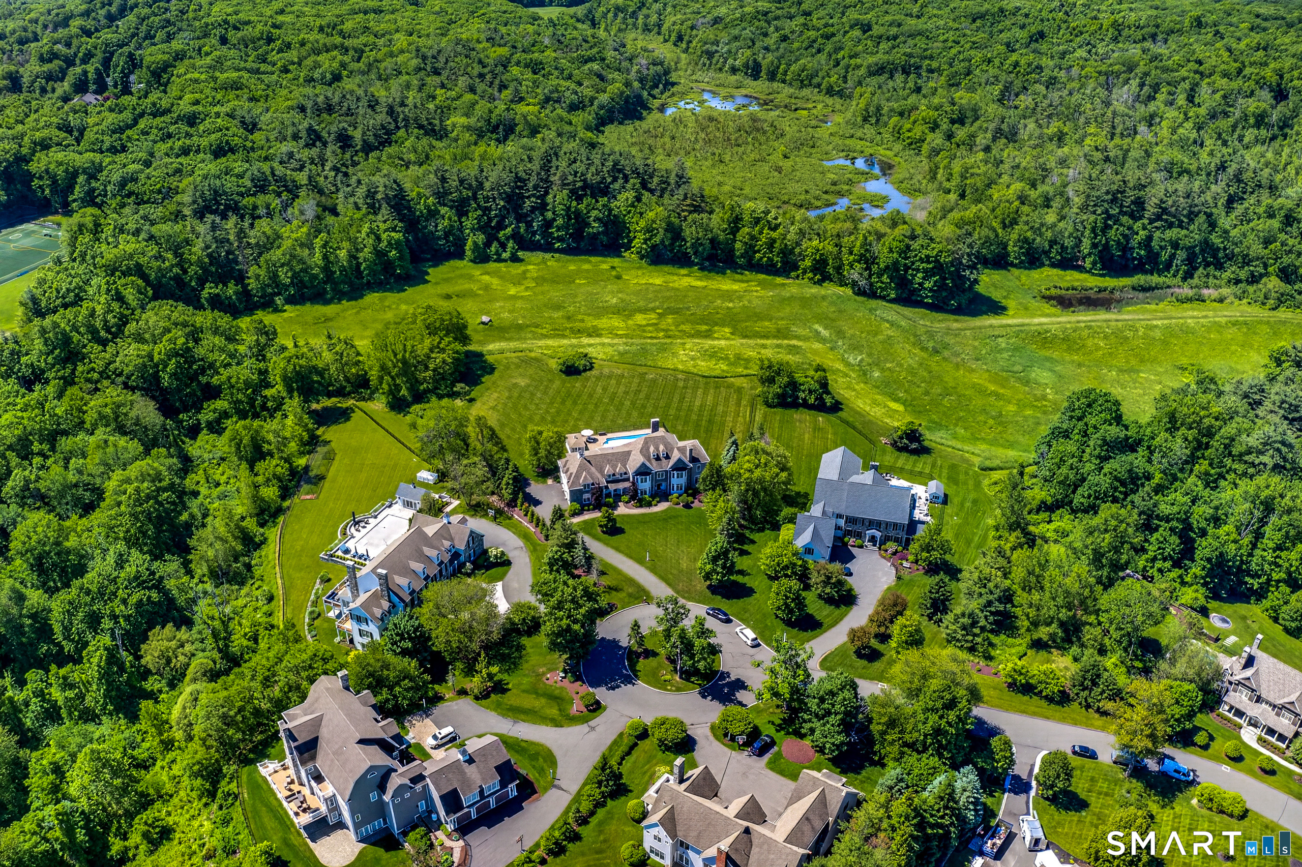 55 Old Stone Crossing West Hartford CT 06117