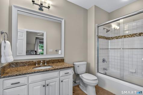 55 Old Stone Crossing West Hartford CT 06117