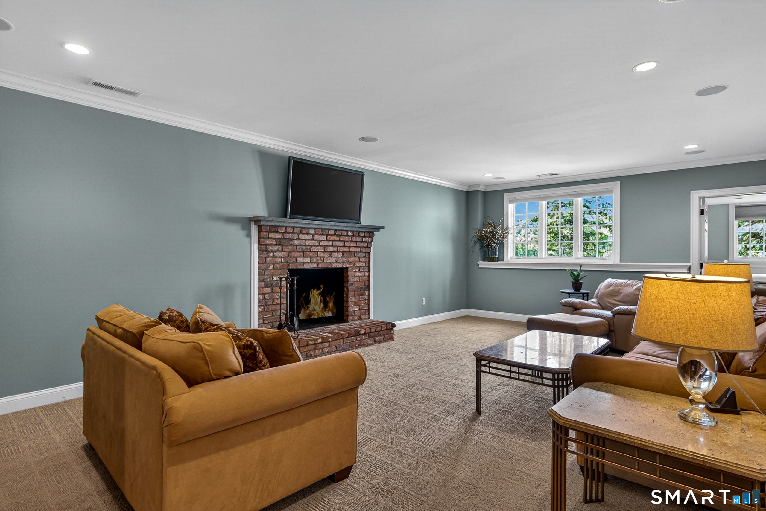 55 Old Stone Crossing West Hartford CT 06117