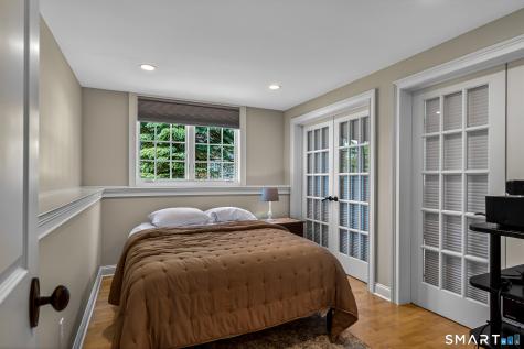 55 Old Stone Crossing West Hartford CT 06117