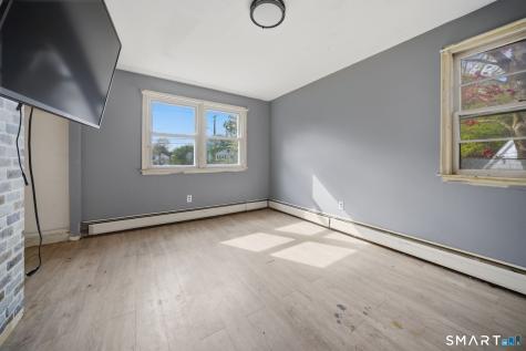 218 Woodland Avenue Bloomfield CT 06002