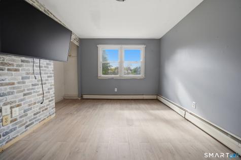 218 Woodland Avenue Bloomfield CT 06002