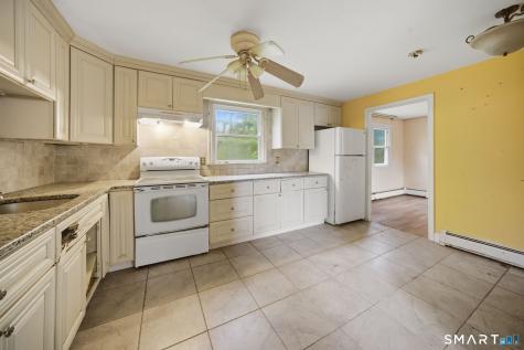 218 Woodland Avenue Bloomfield CT 06002
